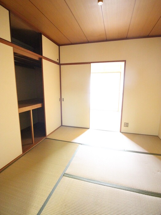 物件内観写真12　(居室)