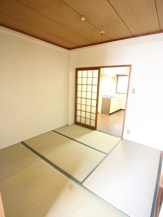 物件内観写真13　(居室)