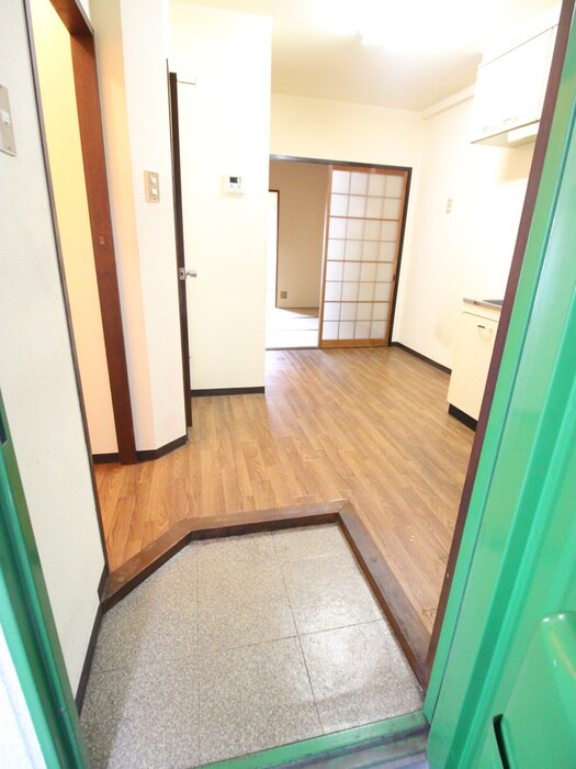 物件内観写真22　(玄関)