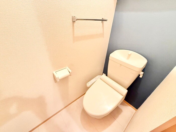 物件内観写真15　(トイレ)