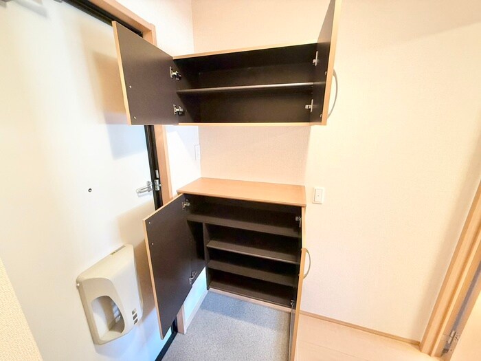 物件内観写真17　(靴箱)