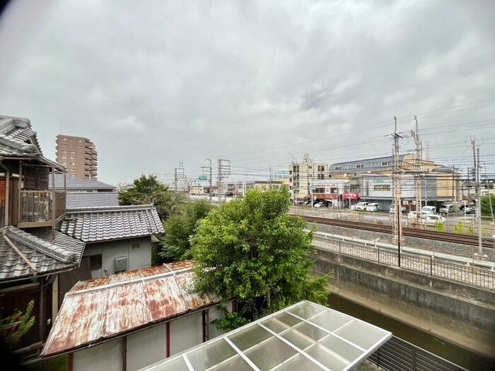 物件内観写真19　(室内からの展望)