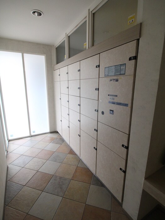 物件外観写真6　(建物設備)