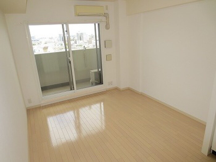 物件内観写真10　(居室)