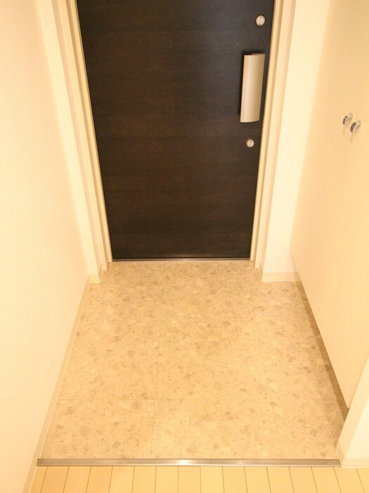 物件内観写真21　(玄関)