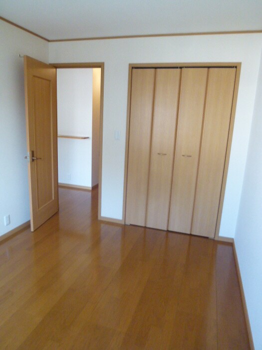 物件内観写真12　(収納)