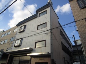 玉栄マンション外観写真
