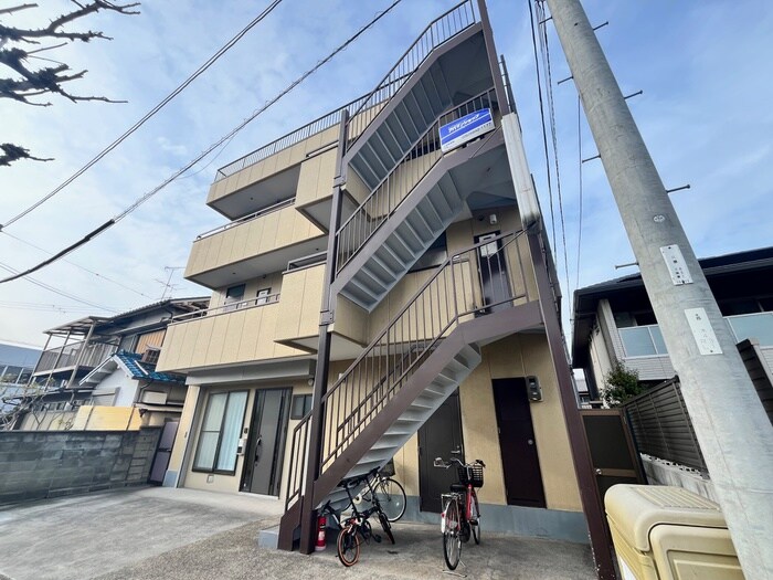 物件外観写真3　(外観写真)