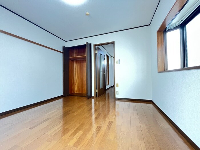 物件内観写真19　(居室)