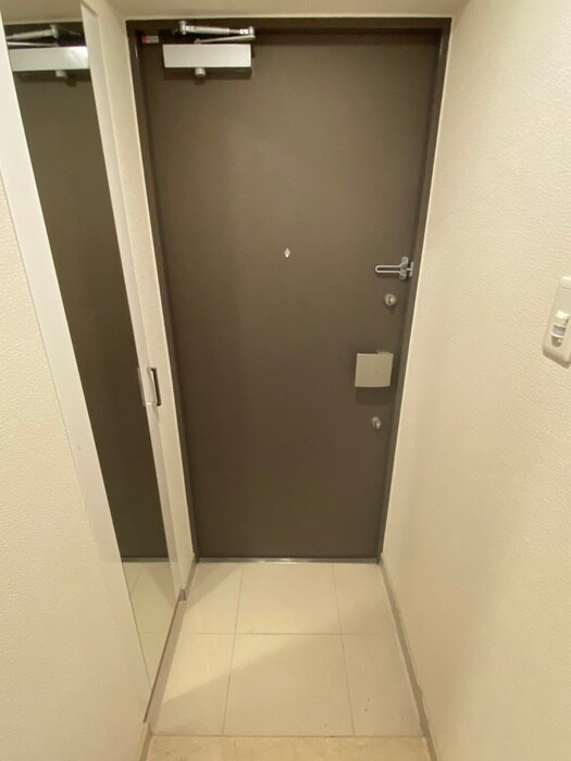 物件内観写真14　(玄関)