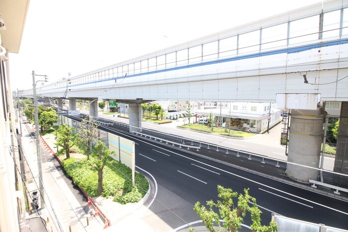 物件内観写真16　(室内からの展望)