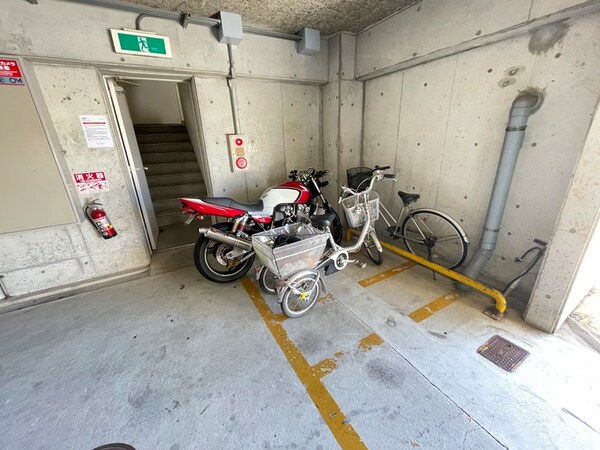 駐輪場