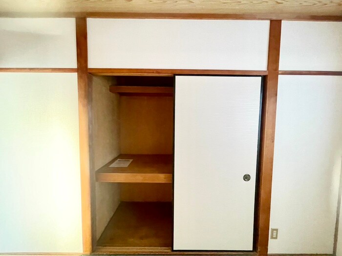物件内観写真18　(収納)