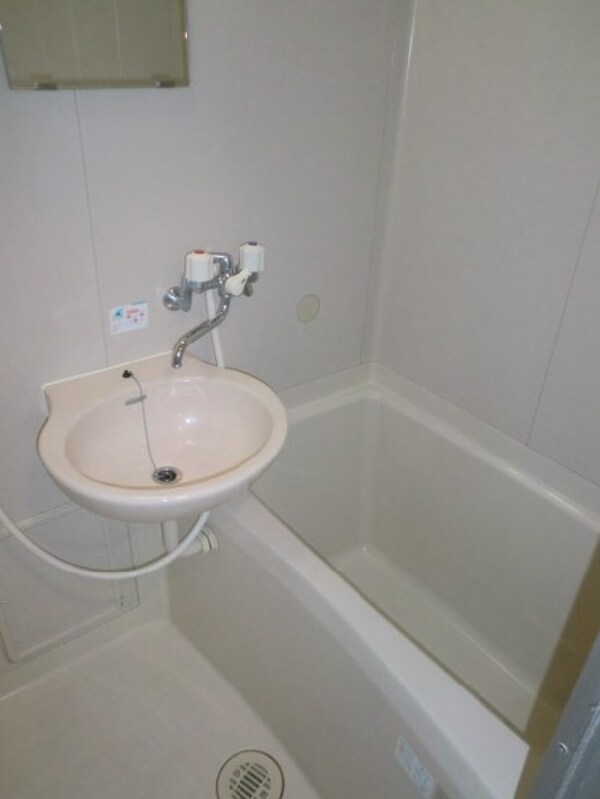 バス／シャワールーム等