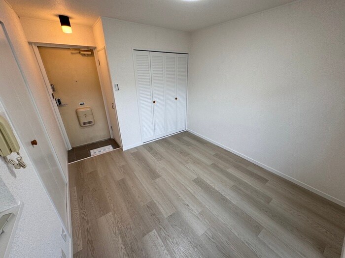 物件内観写真8　(居室)