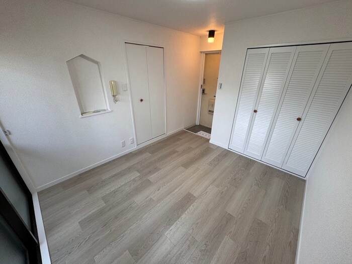 物件内観写真10　(居室)