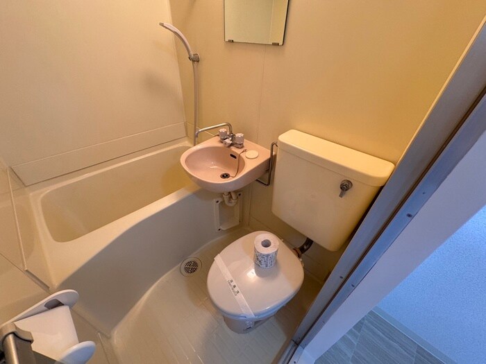 物件内観写真13　(トイレ)