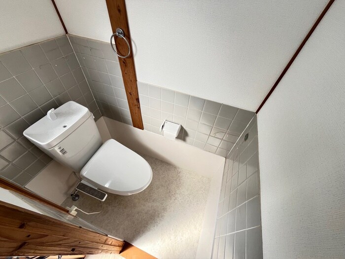 物件内観写真11　(トイレ)