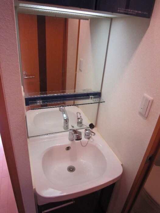 物件内観写真6　(洗面)