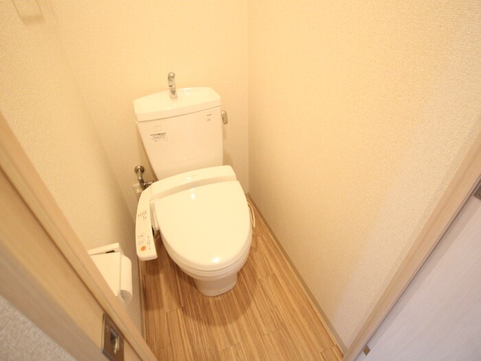 物件内観写真9　(トイレ)