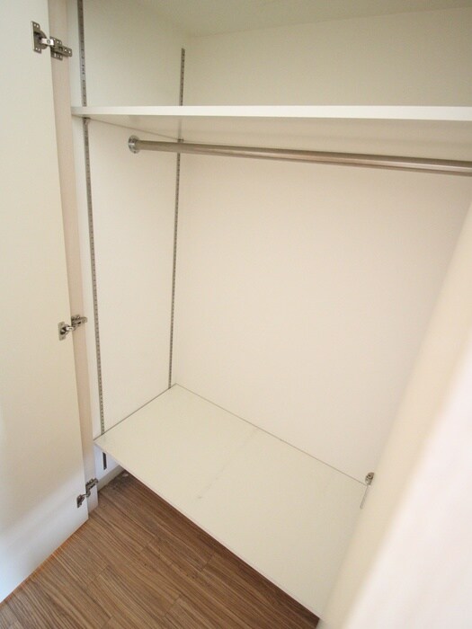 物件内観写真10　(収納)