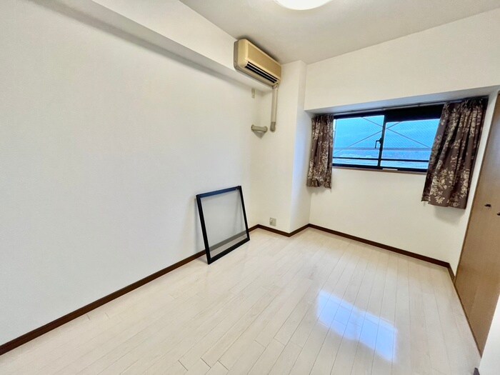 物件内観写真22　(居室)