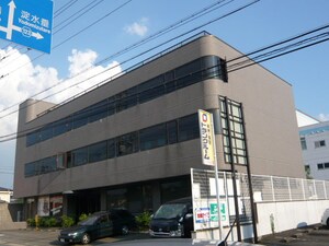 リバ－サイドビル外観写真