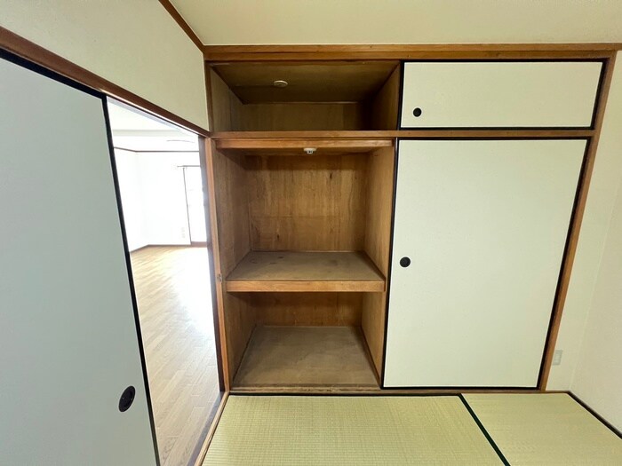 物件内観写真16　(収納)