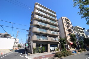 ロイヤル田辺外観写真