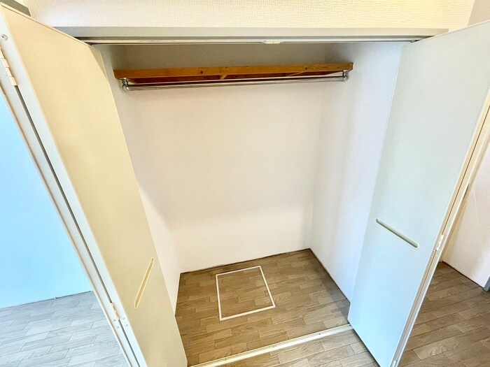 物件内観写真11　(収納)