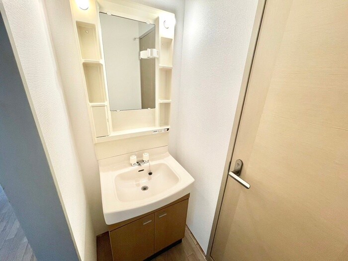 物件内観写真13　(洗面)