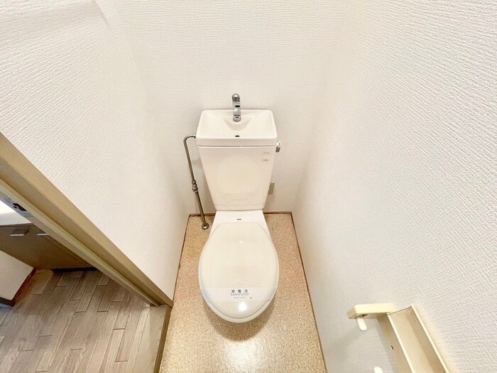 物件内観写真16　(トイレ)