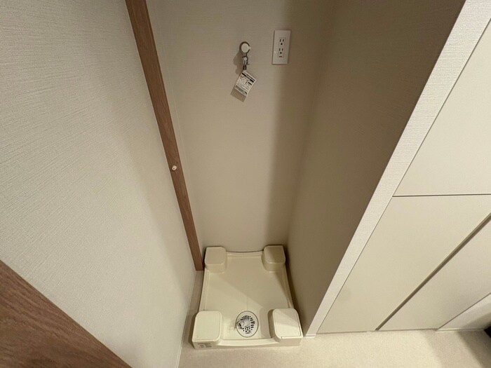 物件内観写真20　(洗濯機置場)