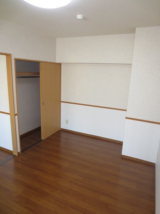 物件内観写真9　(収納)