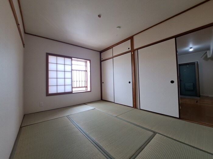 物件内観写真10　(居室)