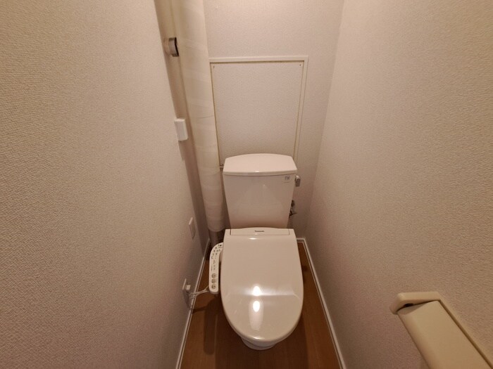 物件内観写真14　(トイレ)