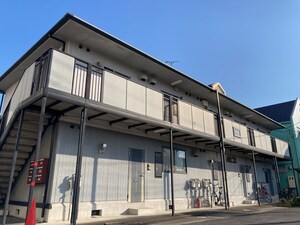 シャマードハイツ外観写真