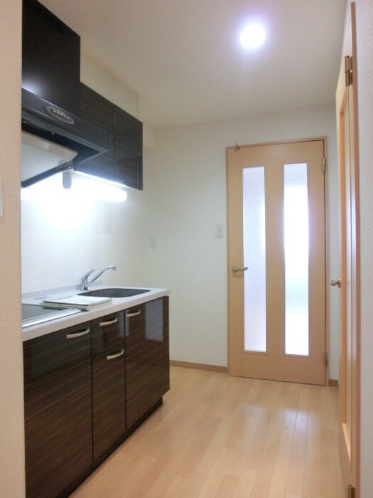 物件内観写真18　(廊下)