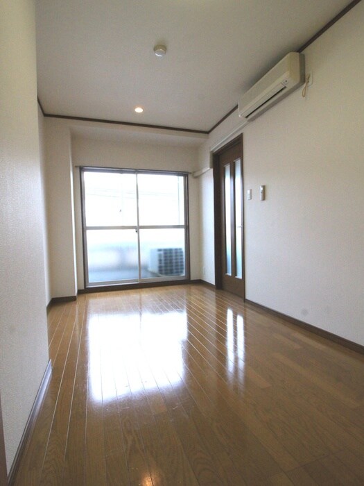 物件内観写真13　(居室)