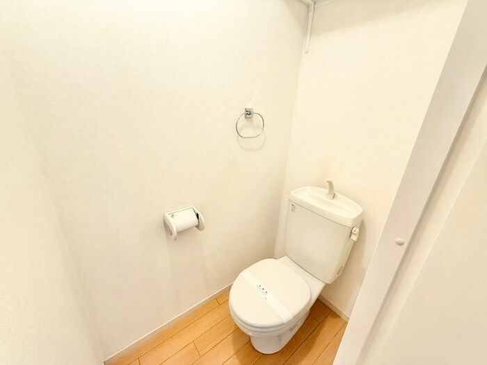 物件内観写真14　(トイレ)