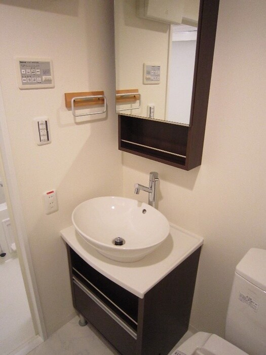 物件内観写真9　(洗面)