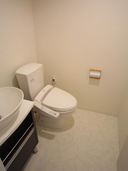 物件内観写真11　(トイレ)