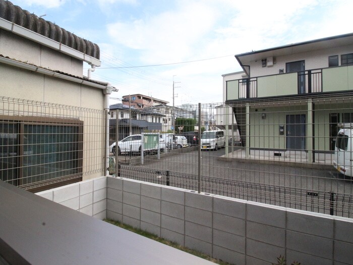 物件内観写真17　(室内からの展望)