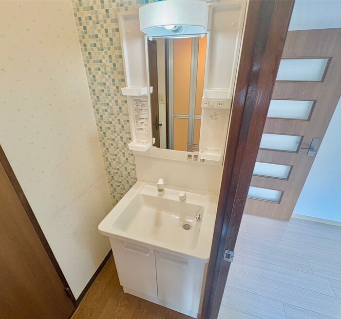 物件内観写真10　(洗面)