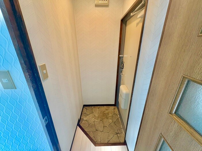 物件内観写真17　(玄関)