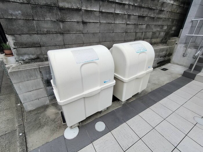 物件外観写真6　(建物設備)