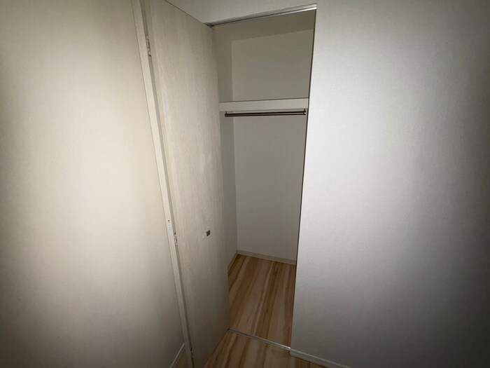 物件内観写真16　(収納)