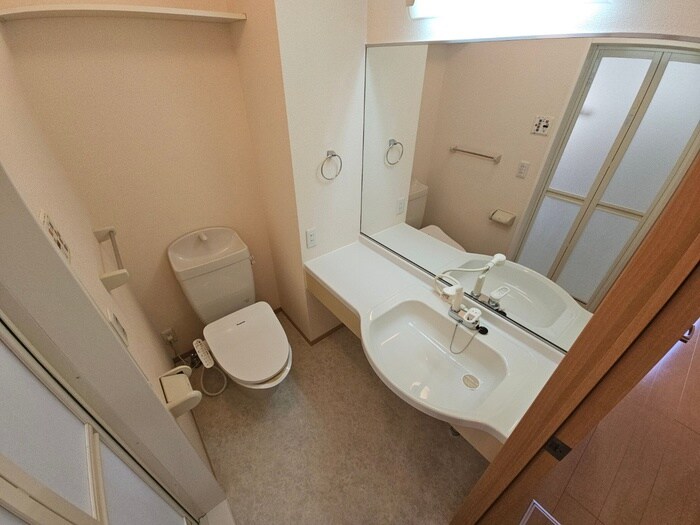 物件内観写真9　(洗面)