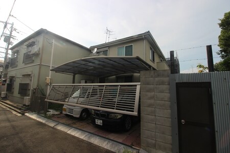 天下茶屋戸建外観写真
