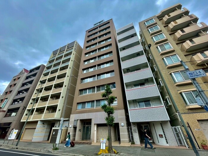 物件外観写真1　(外観写真)